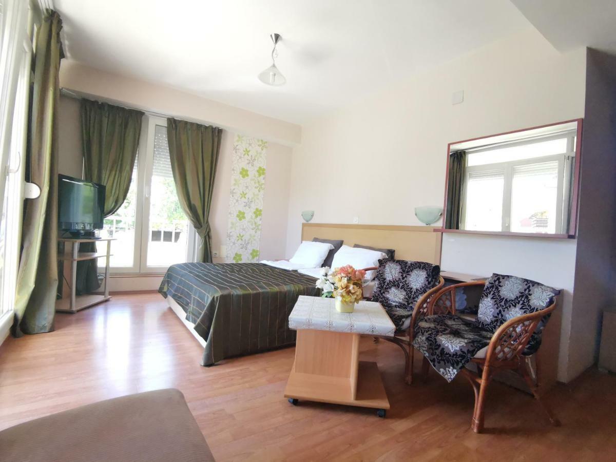 De Lux Apartments Kosta Center オフリド エクステリア 写真